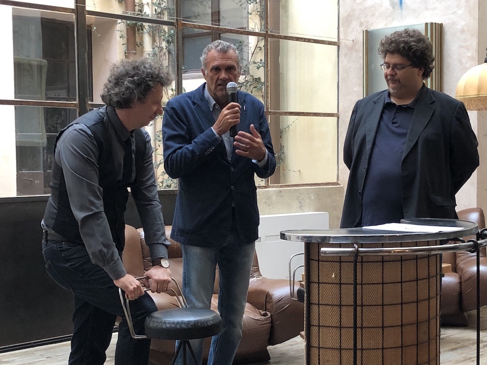 Un momento della conferenza stampa con l'intervento di Lorenzo Luzzetti Direttore Artistico del Teatro Puccini