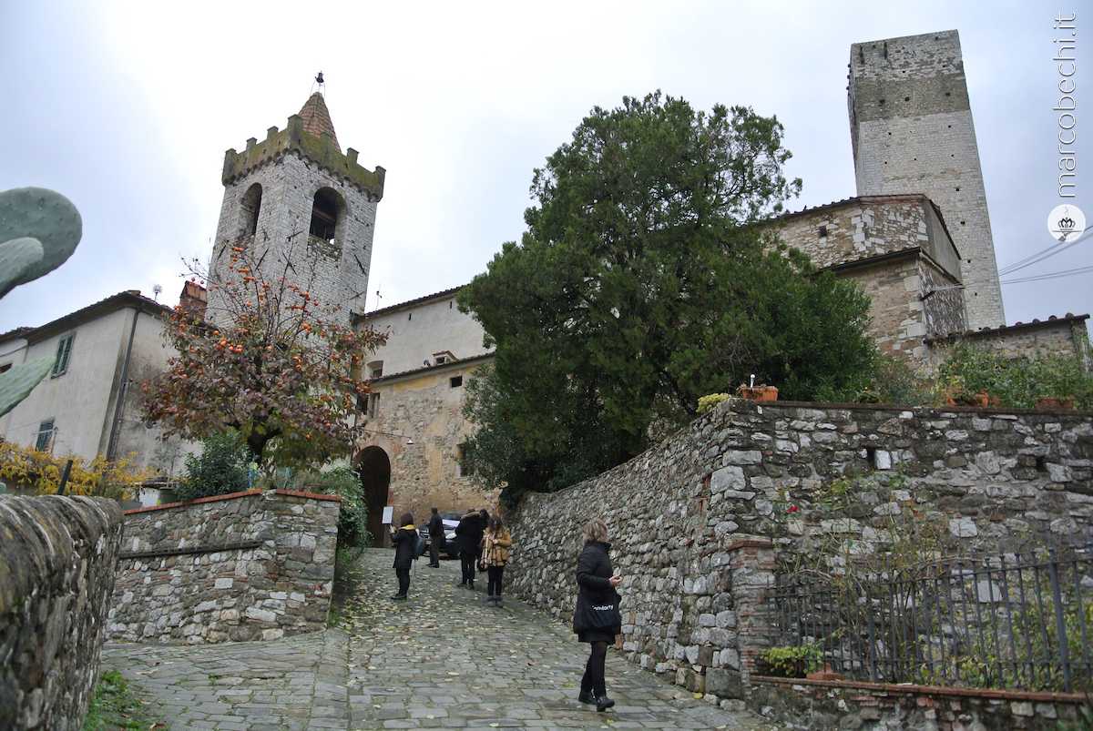 La torre del campanile facente parte in origine del castello di serravalle