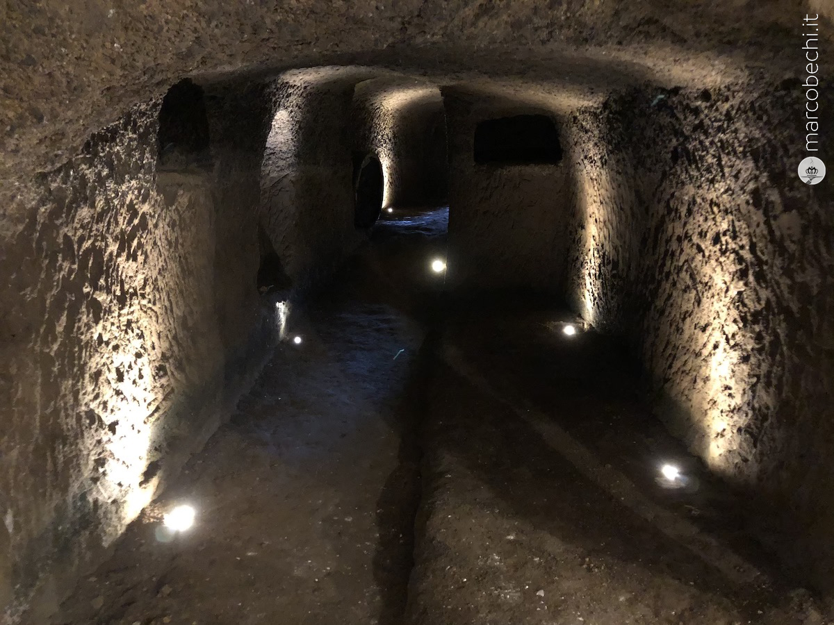 Le grotte etrusche all'interno di Poggio Cavallo