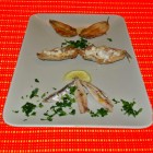 La trilogia di alici è pronta in tavola, marinate, ripiene e in agrodolce