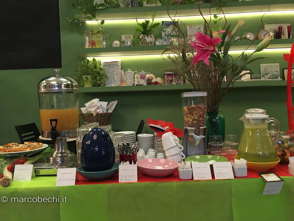 Caffè, tè, latte e succhi