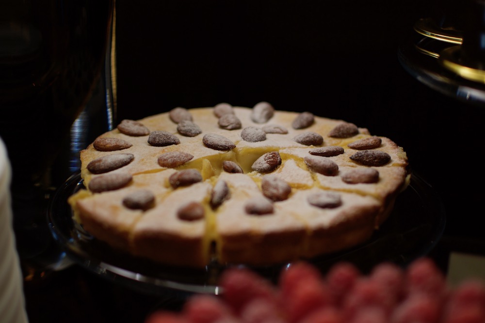 Torta della Nonna