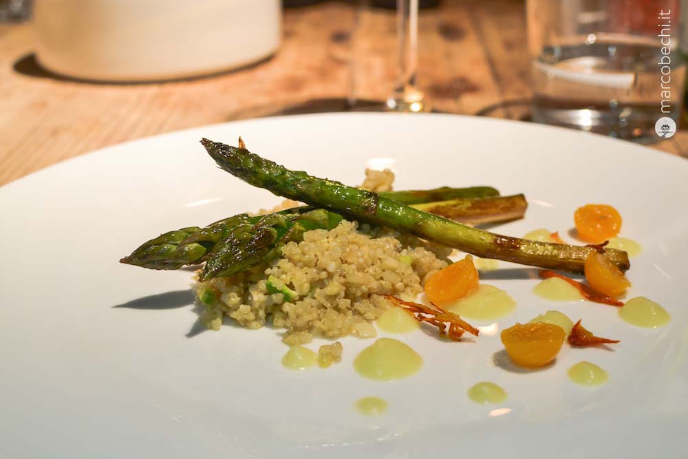 #nivoslider-lbofI-13578-caption-2 Asparagi profumati agli agrumi con alkekengi, mandorle e quinoa