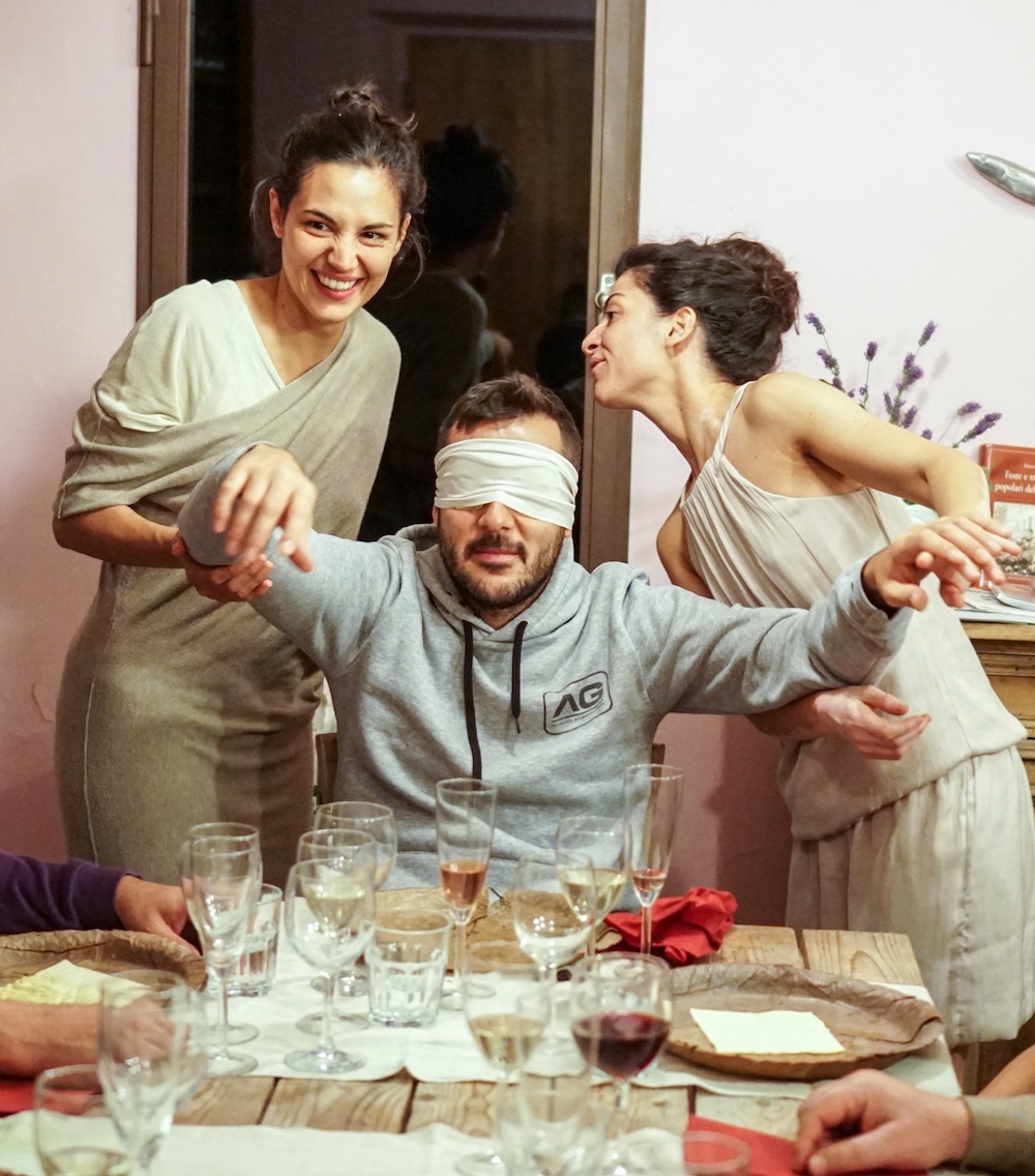 Momenti iniziali di “puro panico” con Kitchen Wishes al Podere Castellare e il Gin Peter in Florence