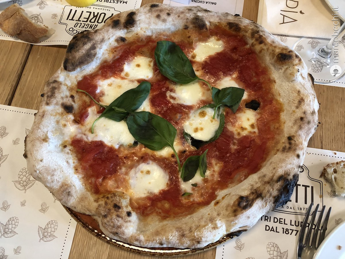 La Pizza Margherita