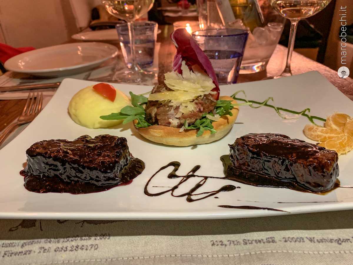 Assaggi di carne - Filetto all'aceto balsamico di Modena, Filetto al Mirtillo nero e Tagliata rucola e parmigiano