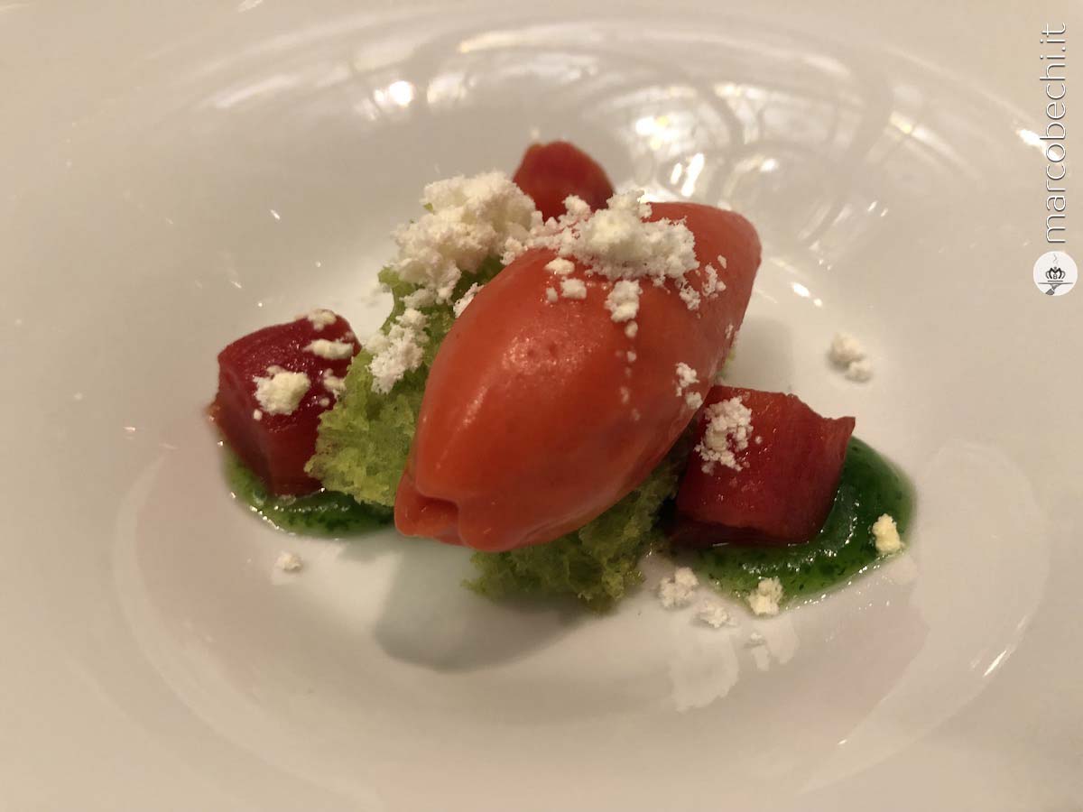 Dolce Caprese, gli ingredienti della classica insalata caprese in chiave dolce