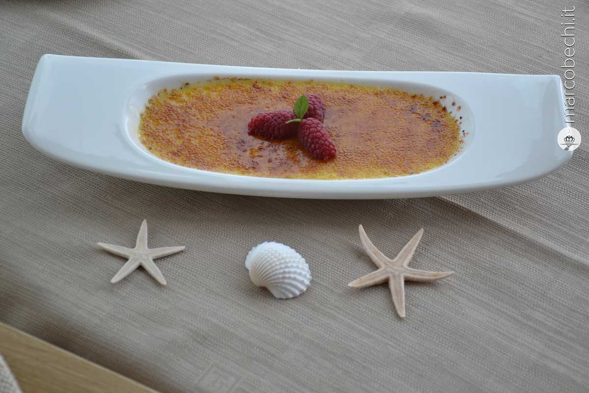 Crema catalana ai lamponi e arancia