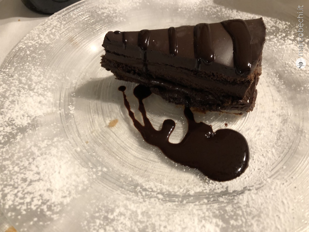 La torta ganache al cioccolato gianduia