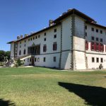 La villa vista dal parco