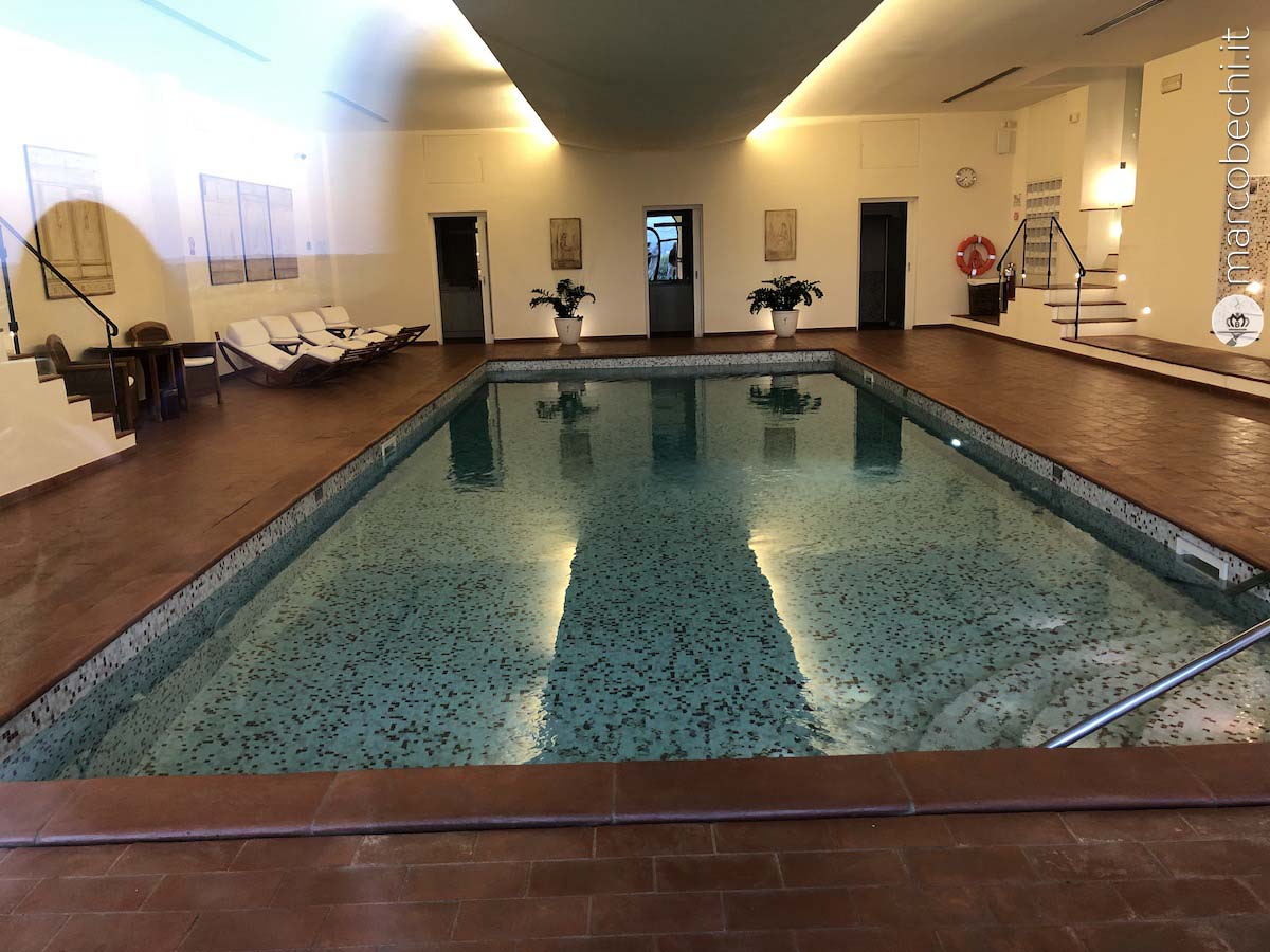 La piscina interna de Le Fontanelle 
