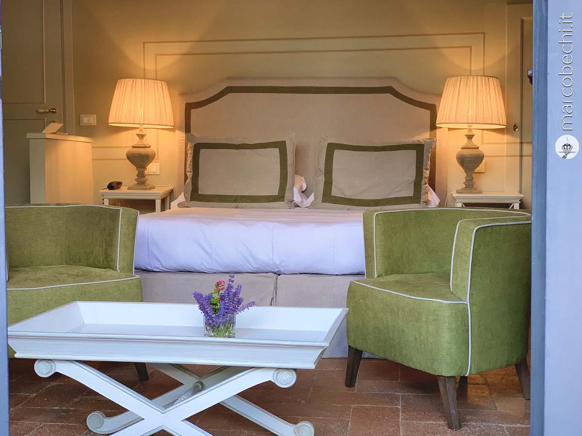 Una delle camere del Relais Villa Olmo