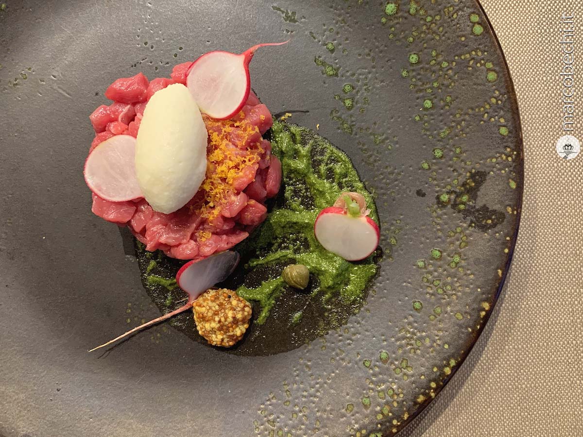 La tartare con il gelato all'olio di oliva
