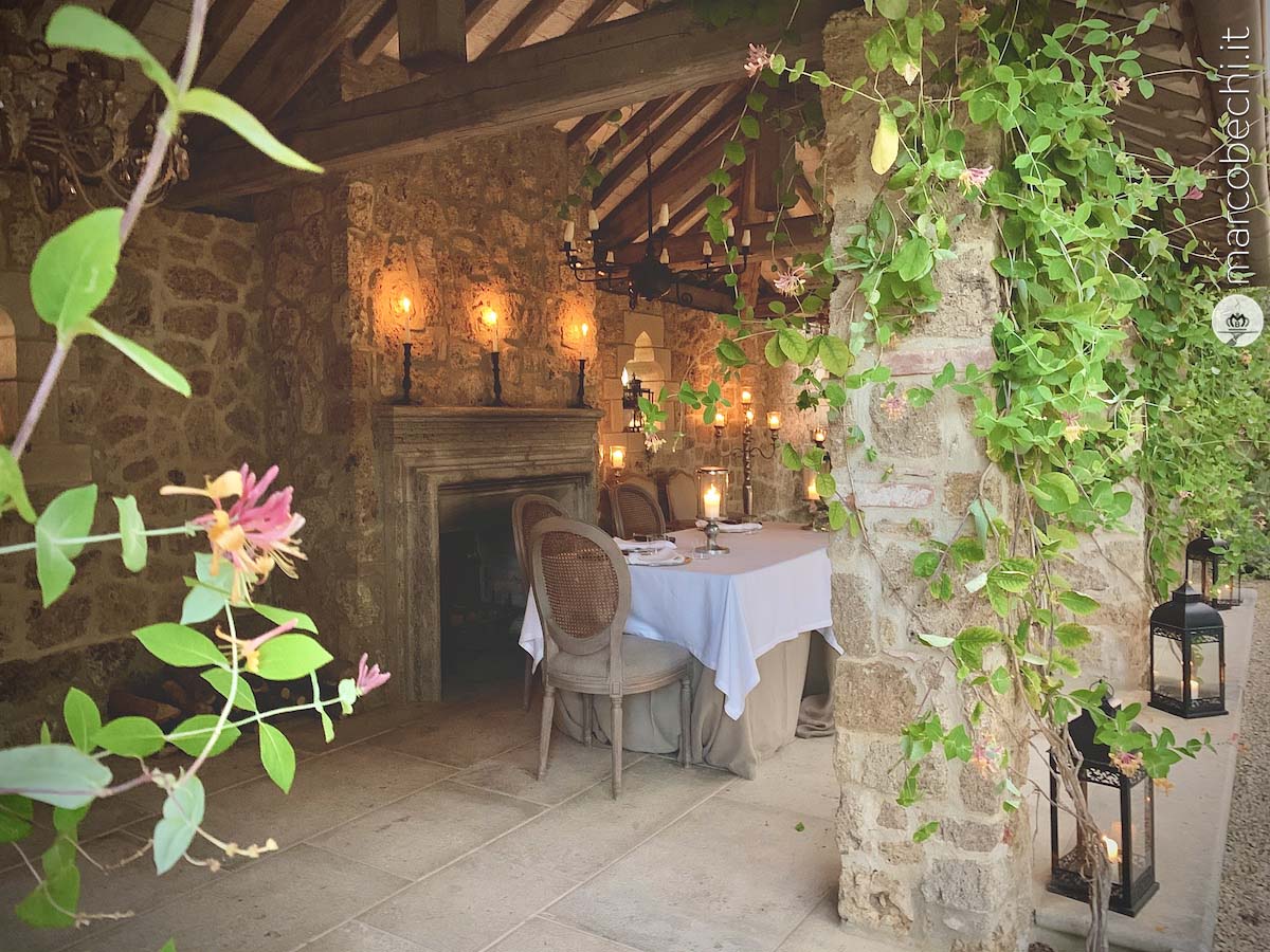Un angolo di Meo Modo per una cena privata a Borgo Santo Pietro