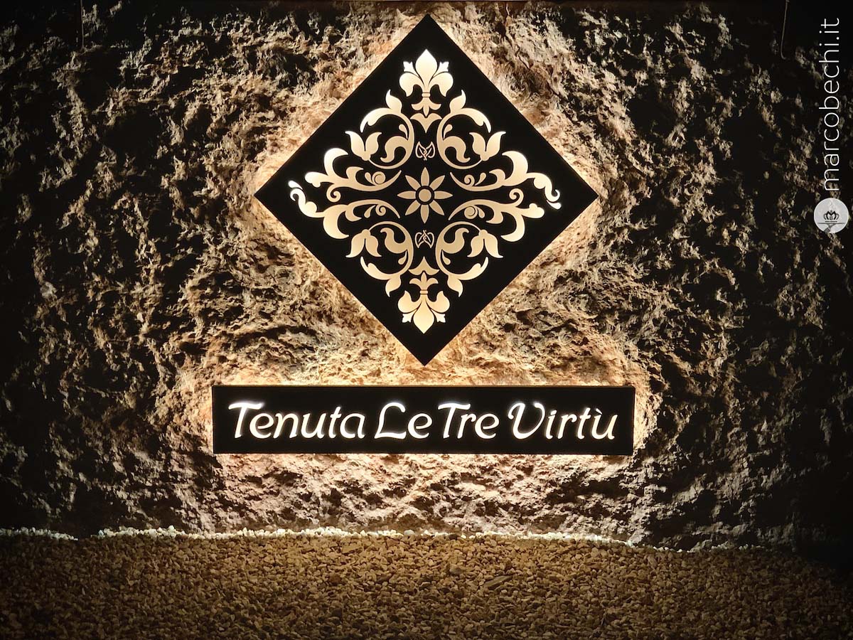 Tenuta Le Tre Virtù, Virtuoso Gourmet * e Virtuosino Bistrot, la campagna toscana con i sapori dell’orto e i saperi dello chef Antonello Sardi in un agriturismo di lusso