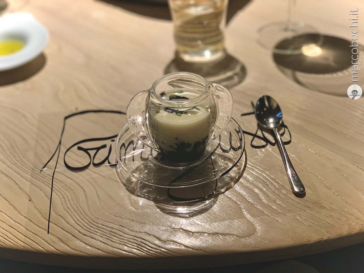 Cappuccino di seppie al nero de Le Calandre