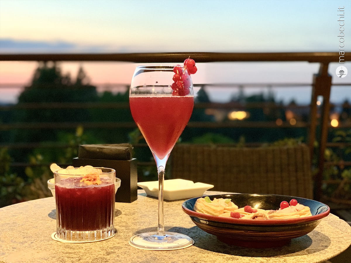 L'aperitivo con la melagrana del Bar del Resort