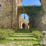 L'ingresso al Il Castello di Vicarello - Dimora storica in Maremma