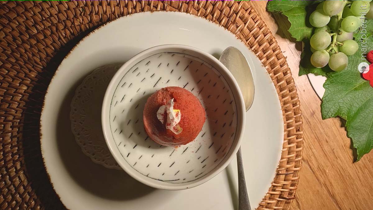 Pre dessert - Sorbetto alla fragola e basilico Pre dessert - Sorbetto alla fragola e basilico