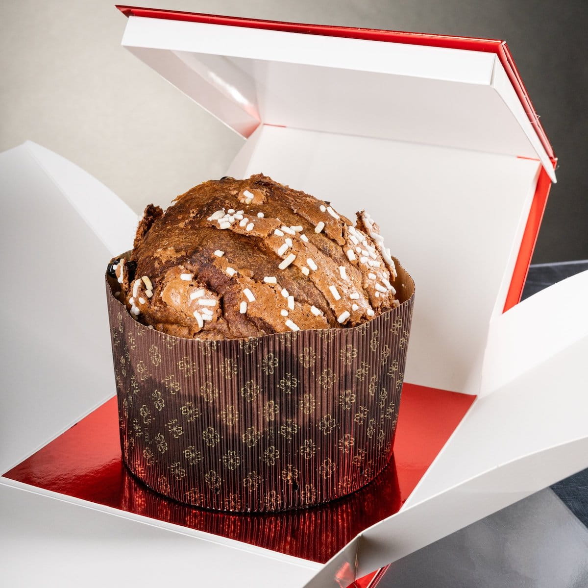 Panettone classico di Paolo e Andrea Sacchetti preparano i migliori panettoni del 2020