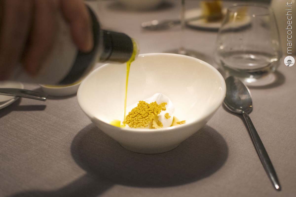 Tre consistenze di ceci, vellutata, acqua faba e corn flakex