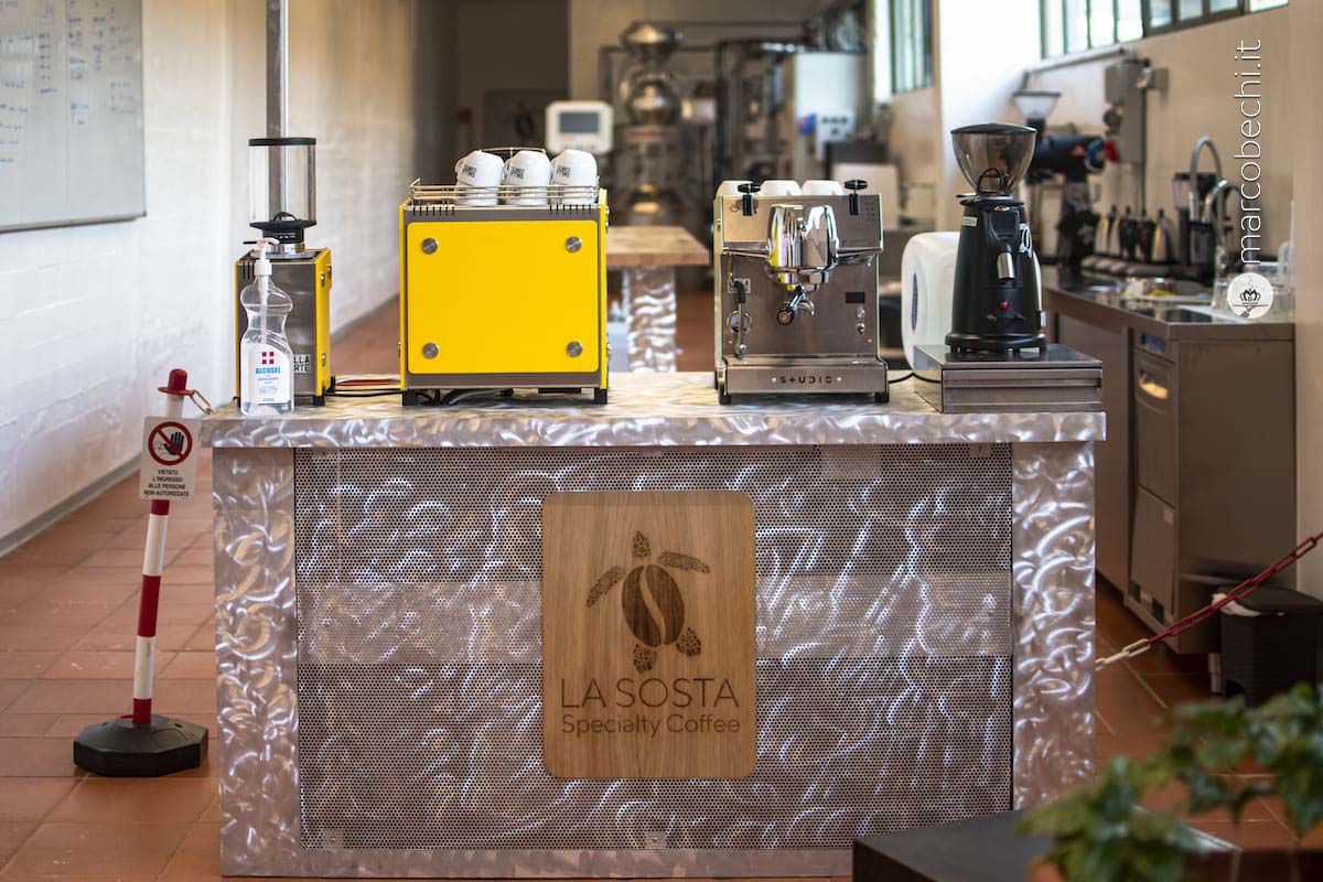 LA SOSTA Specialty Coffee il laboratorio controllo qualità