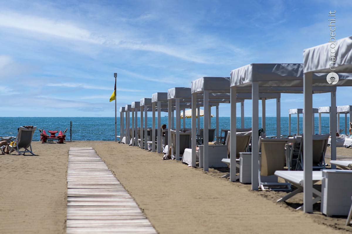Lo stabilimenti balneare di Villa Grey a Forte dei Marmi