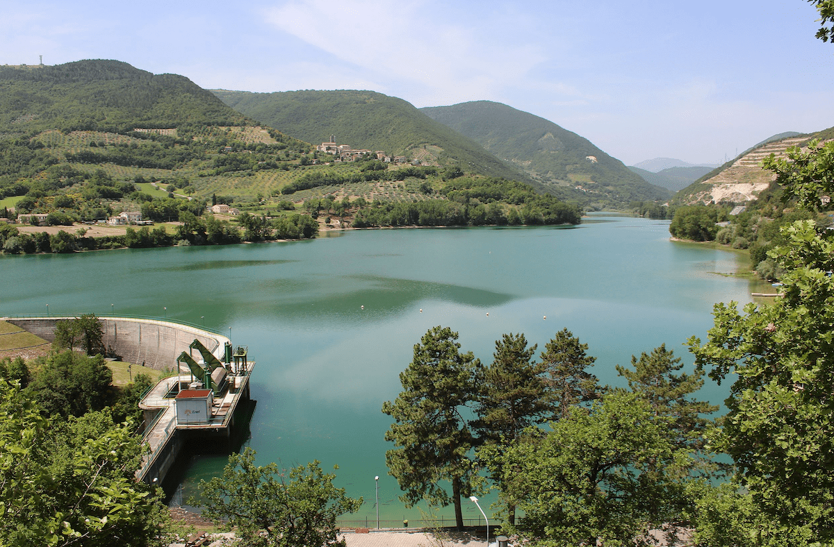 Lago di Caccamo da Wikipedia