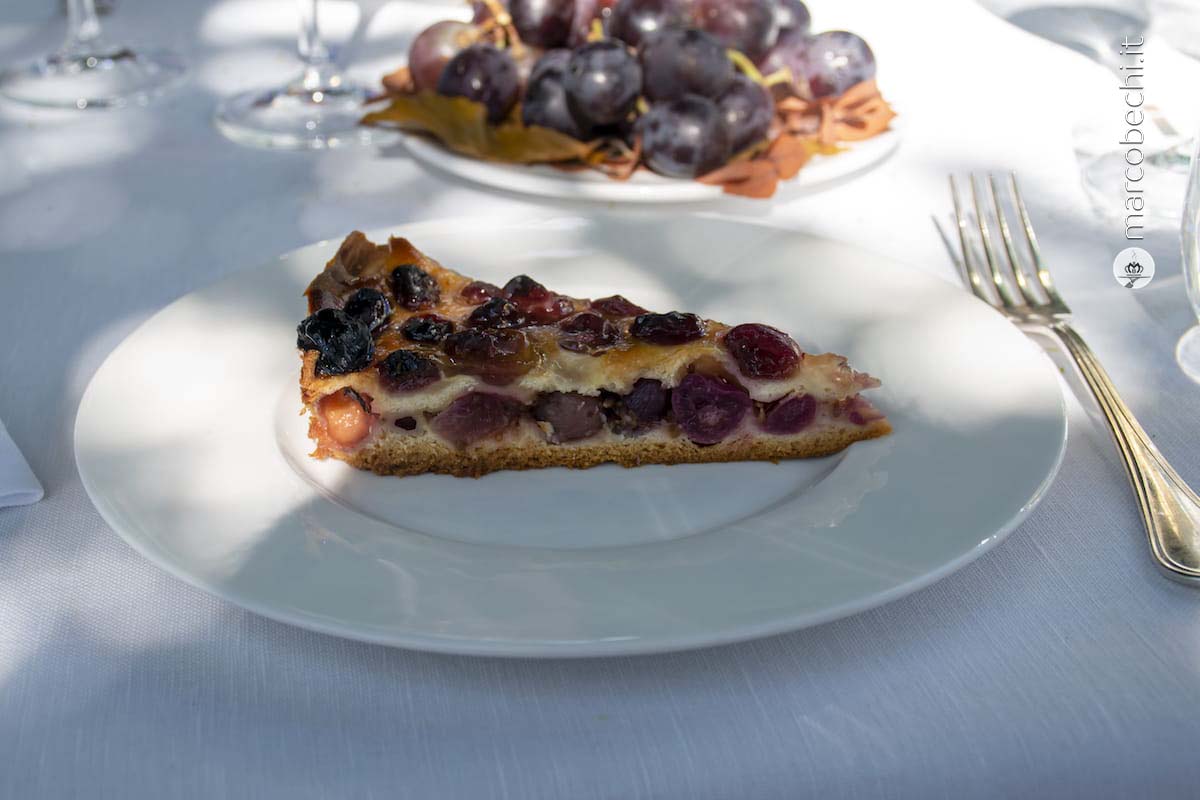 Schiacciata con l'uva