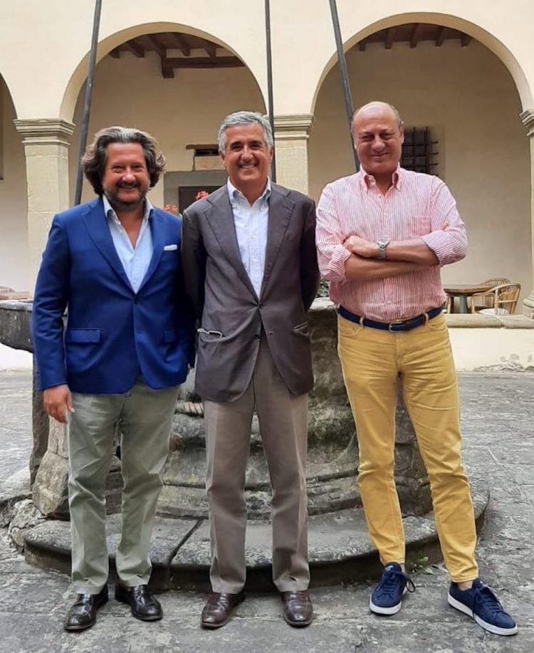 Il Presidente Giovanni Manetti insieme ai vice-presidenti Colpizzi e Zingarelli.