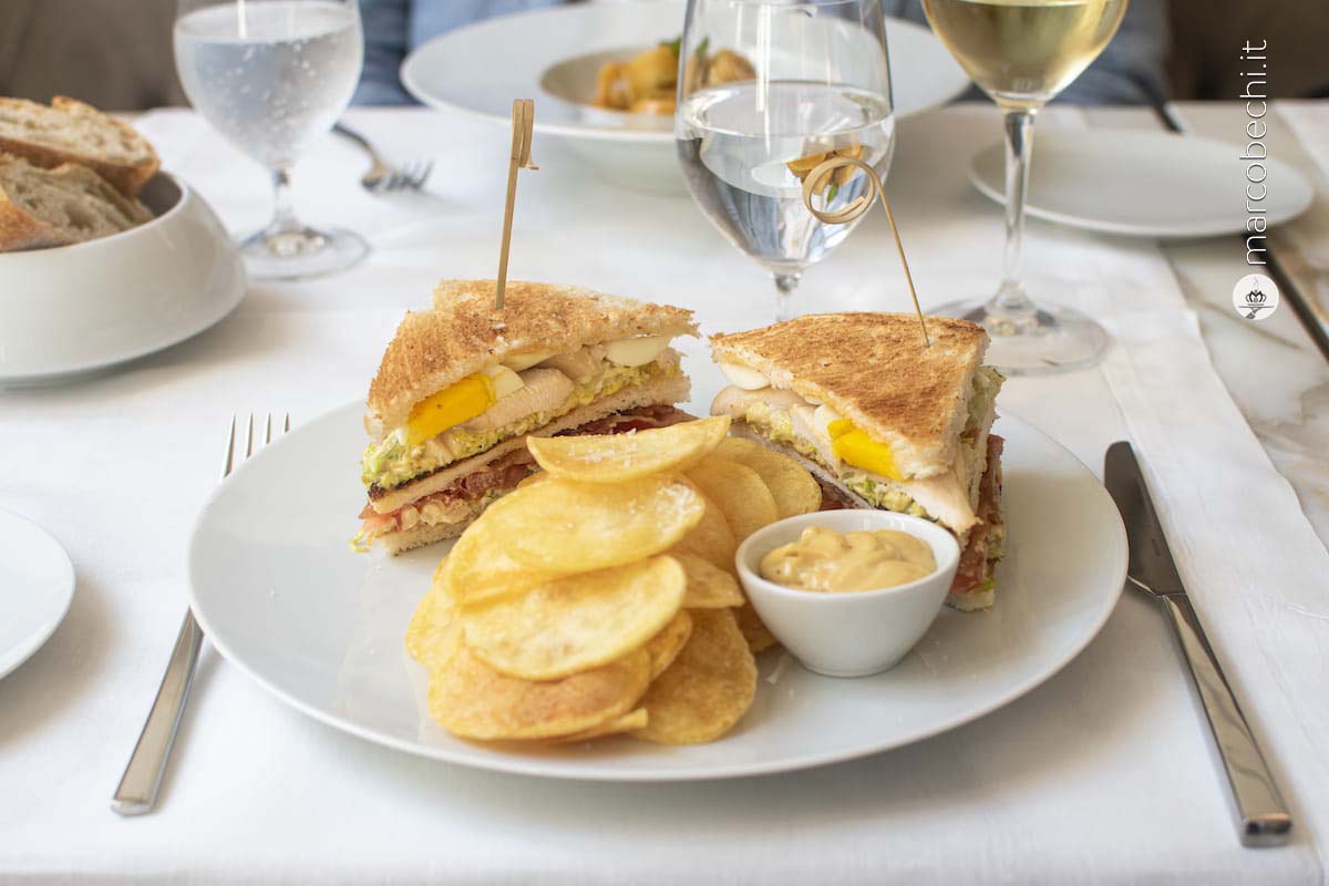 Club sandwich di pollo del Valdarno
