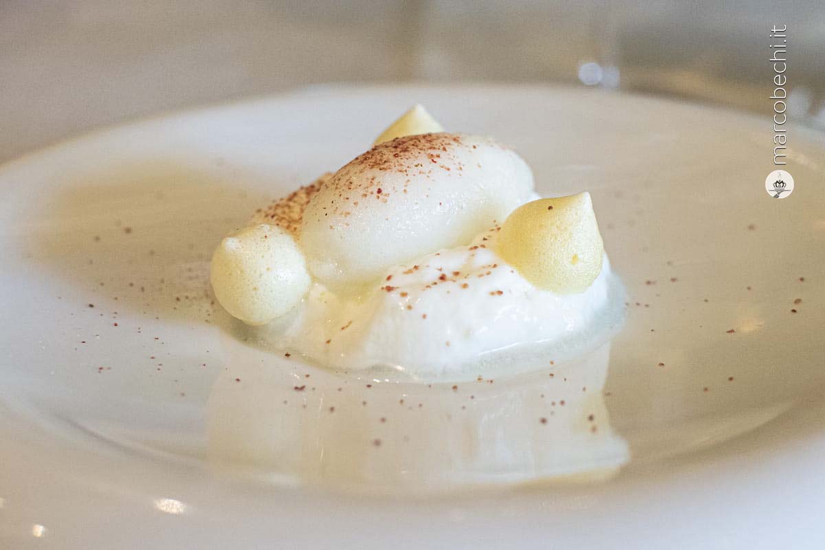 Belmond Castello di Casole è l'impronta toscana dello chef Daniele Sera dove esprime la sua cucina arricchendola con piatti gourmet.