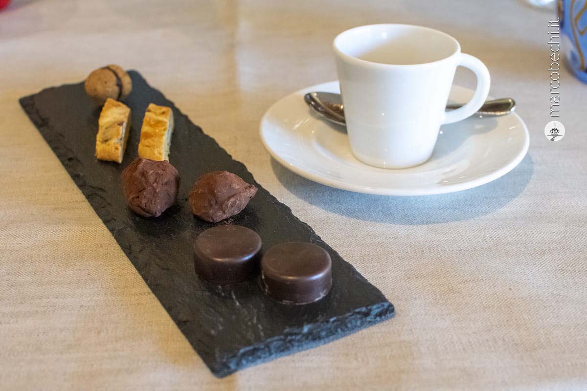 Belmond Castello di Casole è l'impronta toscana dello chef Daniele Sera dove esprime la sua cucina arricchendola con piatti gourmet.