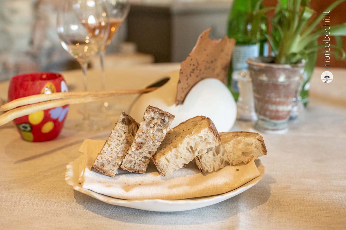 Il pane a lievitazione naturale preparato in casa