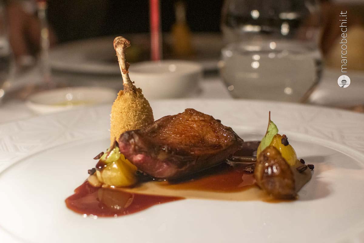 Il piccione con castagne, cipollotti borrettani al vin santo e gruè di cacao