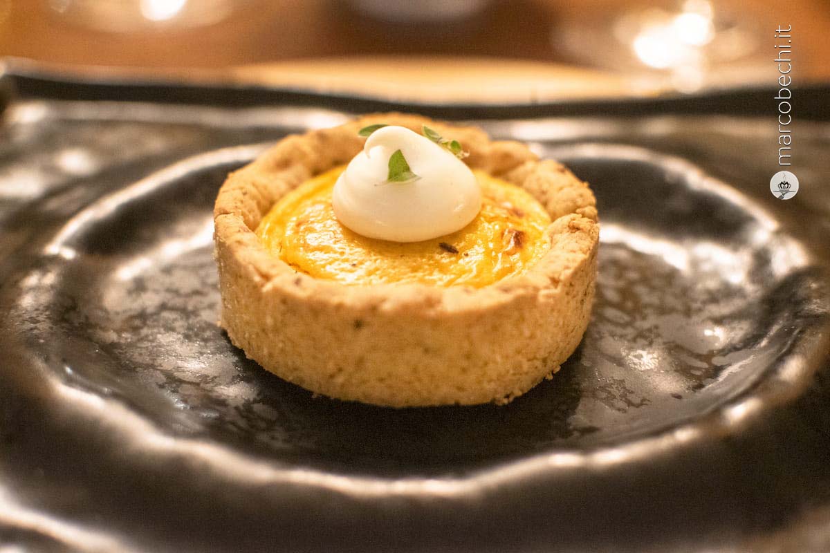 Tartelletta di nocciola caprino e zucca