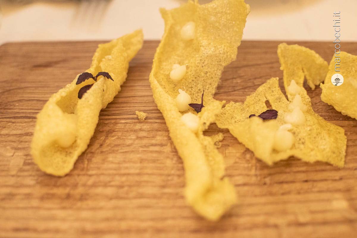 Polenta soffiata, crema di parmigiano e tartufo nero