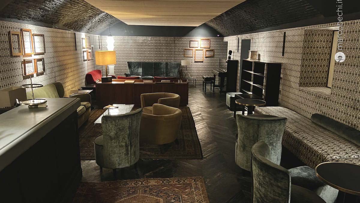 La sala sottostante per apprezzare i distillati