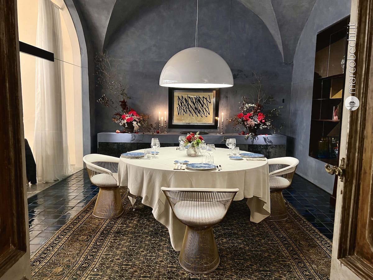 Il tavolo privato con vista della cucina