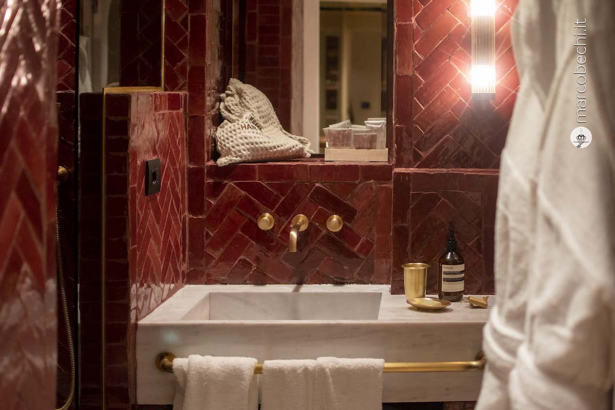 Le piastrelle marrocchine dei bagni di Vico Milano