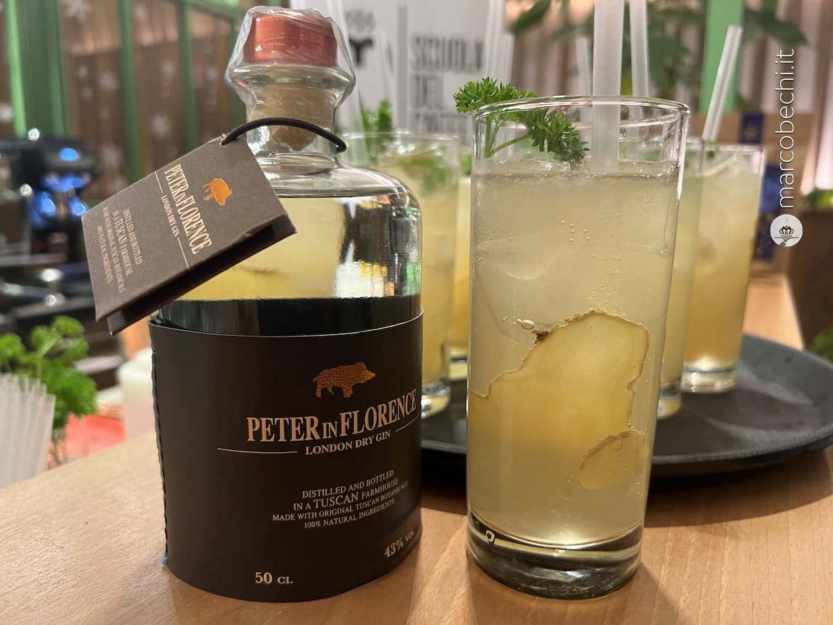 Cocktail natalizio al ginger e chiodo di garofano