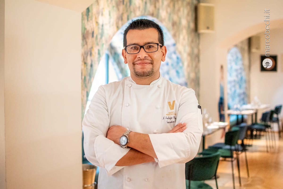 Lo Chef Nestor Rodrigo Hernandez