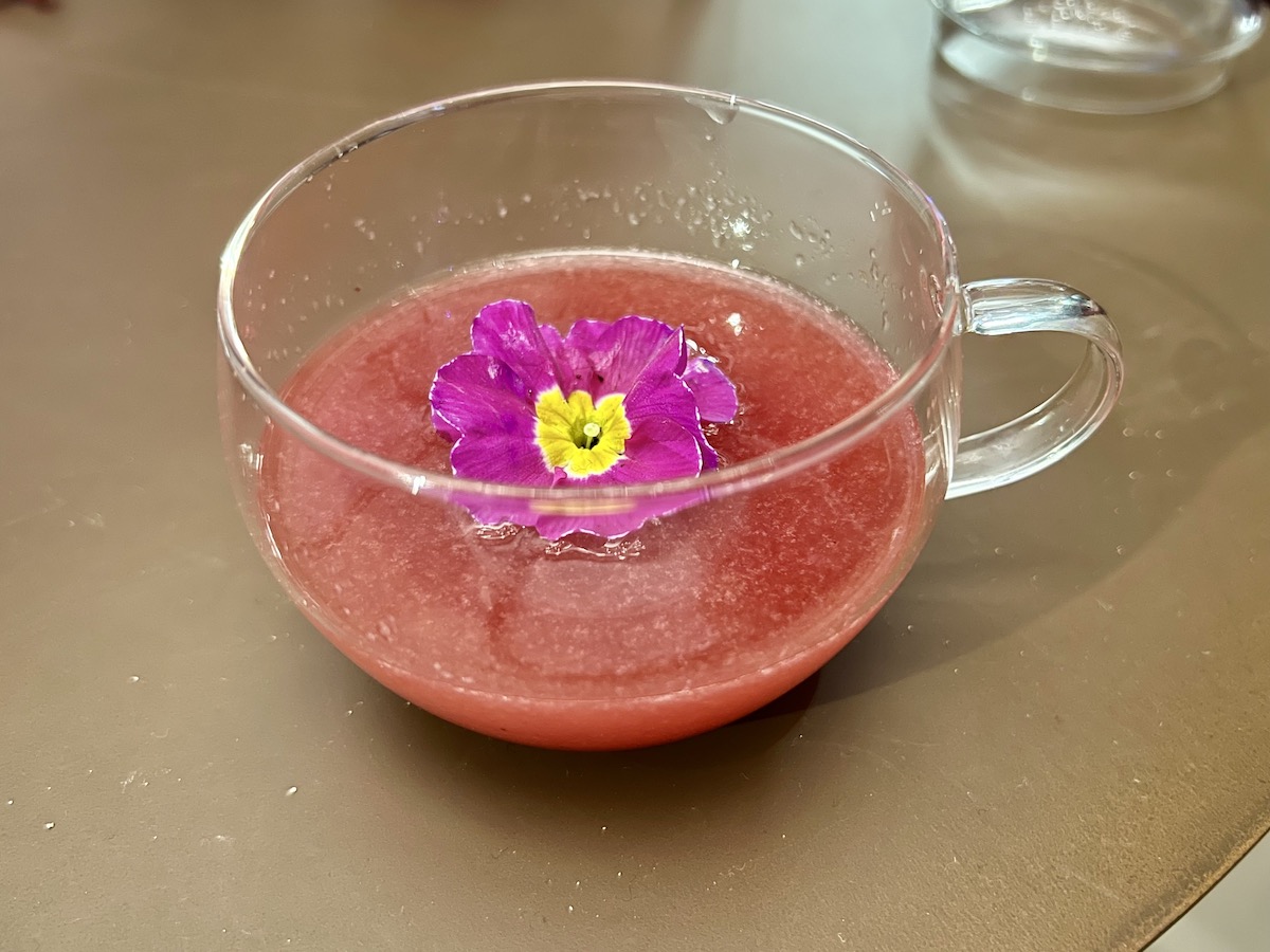 Un gin sour con tecnica scrub