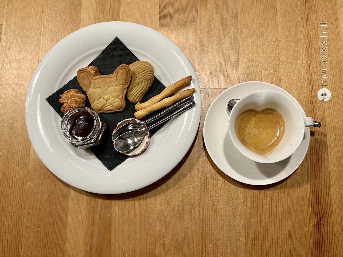 Caffè e biscottini