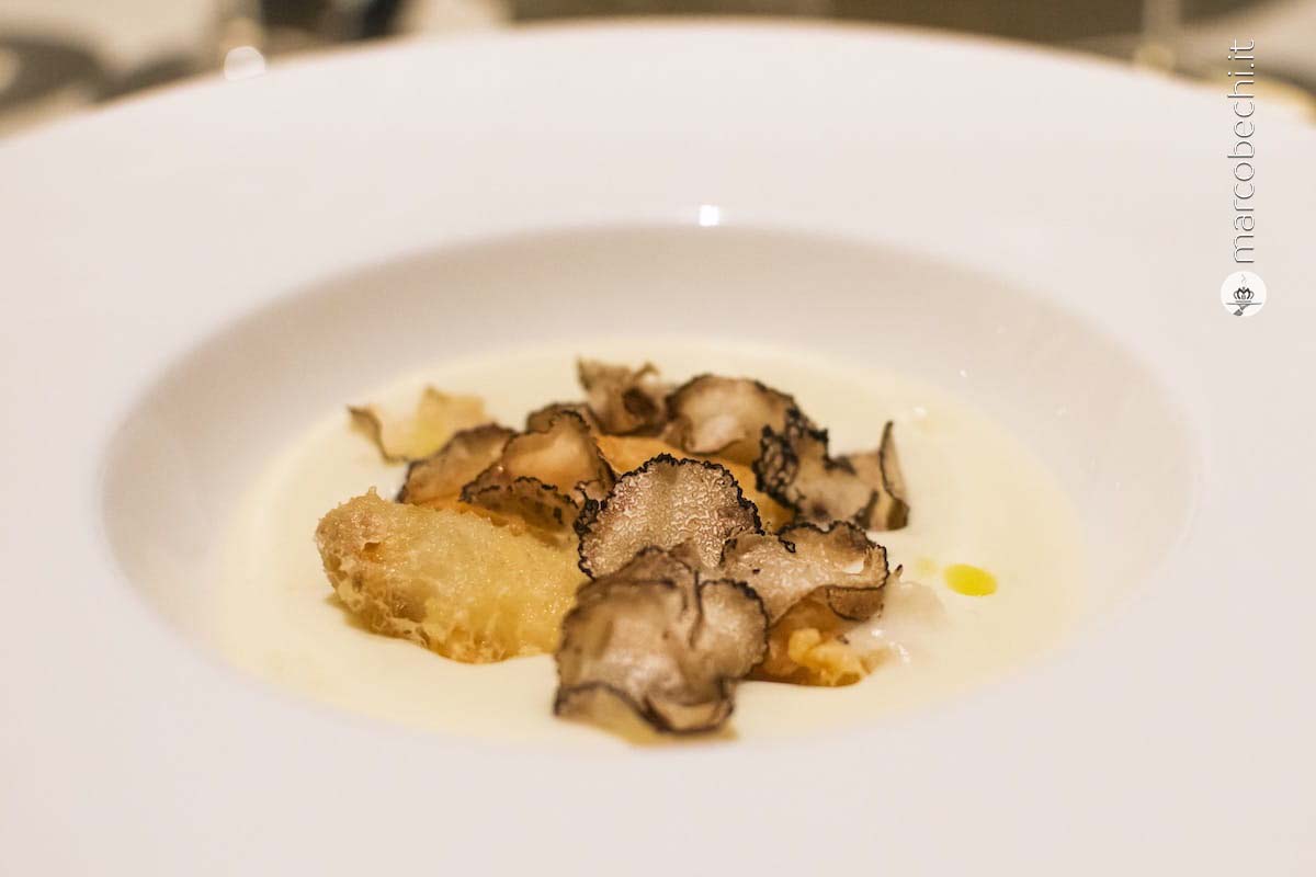 Tempura, spuma di patate al limone e tartufo