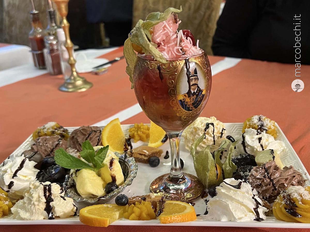 Falude Shirazi e un misto di dolci