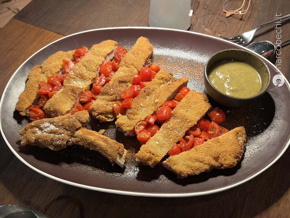 Milanese classica con brunoise di pomodori & acciugata