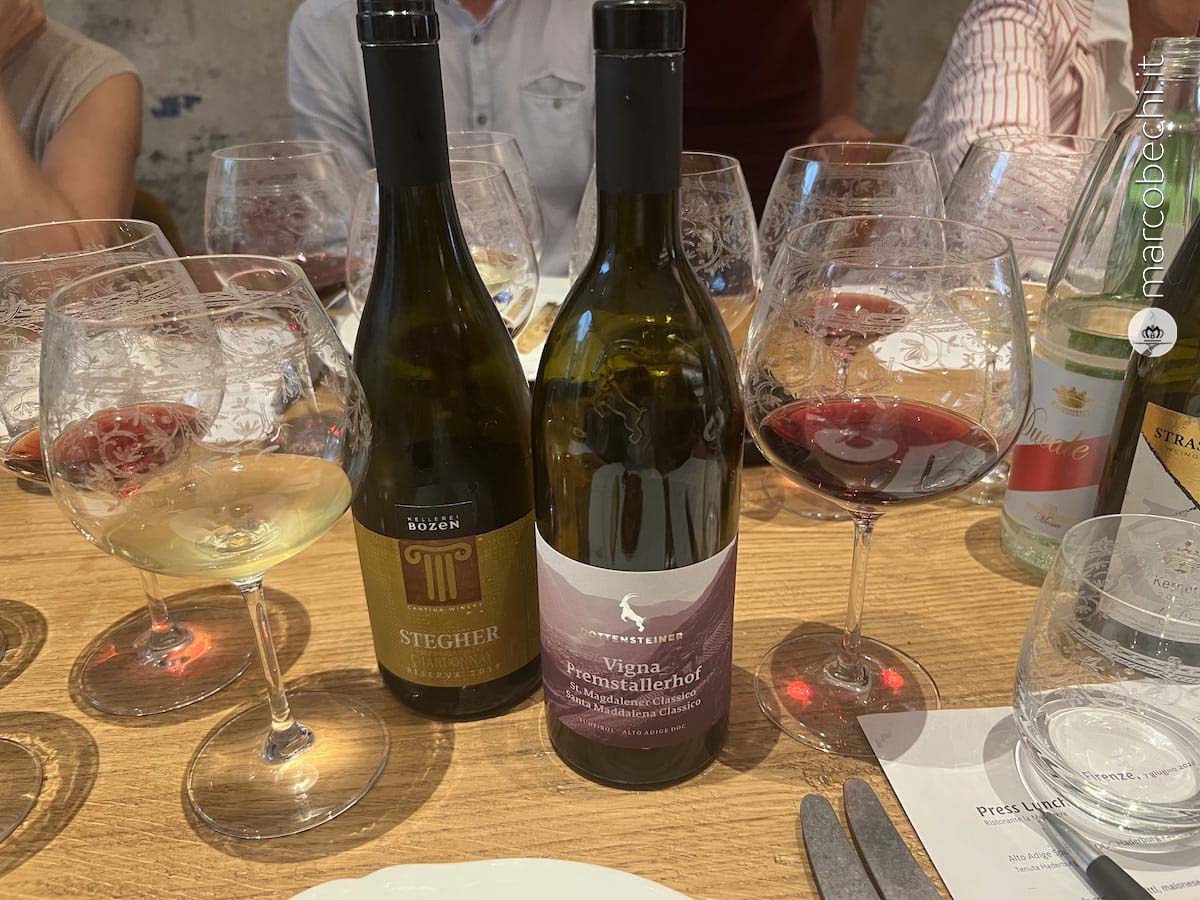 Chardonnay Riserva DOC Stegher 2019 - Cantina Bolzano Alto Adige e Alto Adige Santa Maddalena Classico DOC Vigna Premstaller 2021 - Tenuta Hans Rottensteiner.