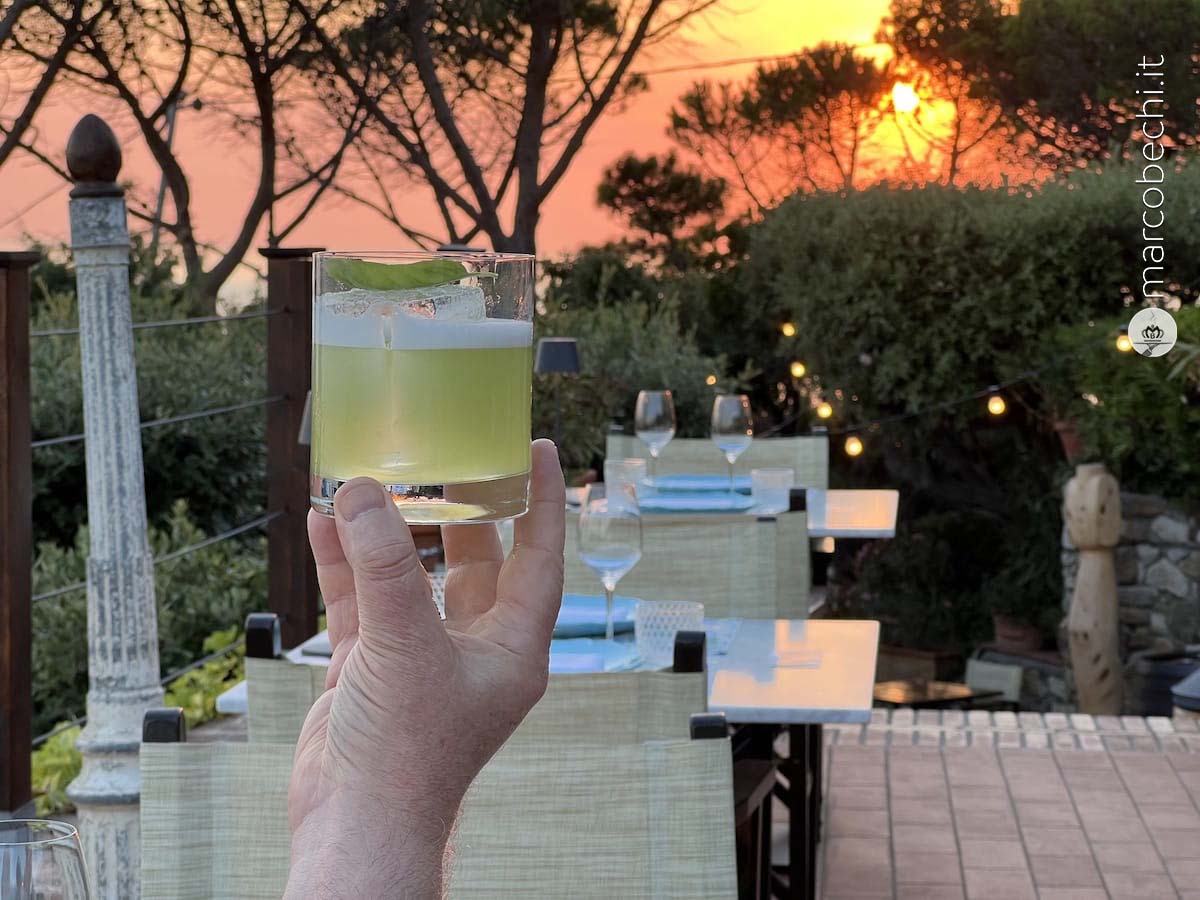 L'aperitivo al tramonto all'Ora d'Aria Dai Dai