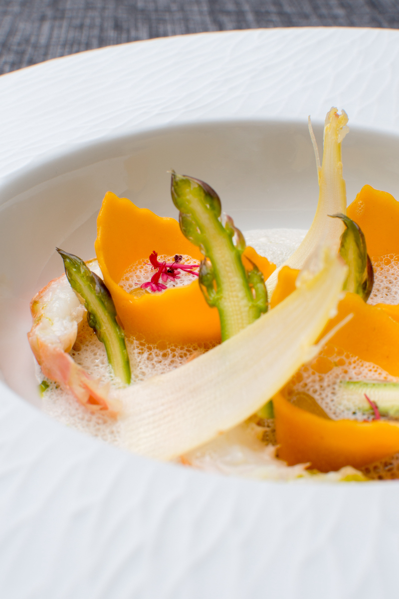 Il raviolo al gambero rosa ph by Langa Studios